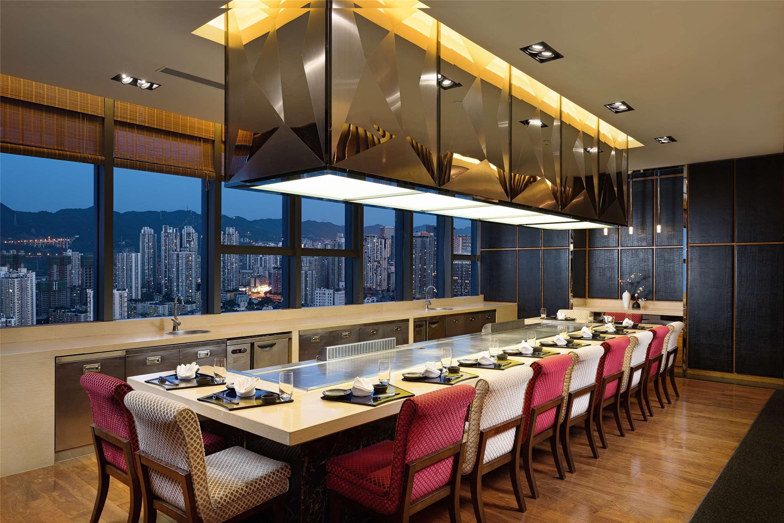 Radisson Blu Plaza Chongqing - Free 2 Bottle Of Local Beer Per Room During Stay ภายนอก รูปภาพ