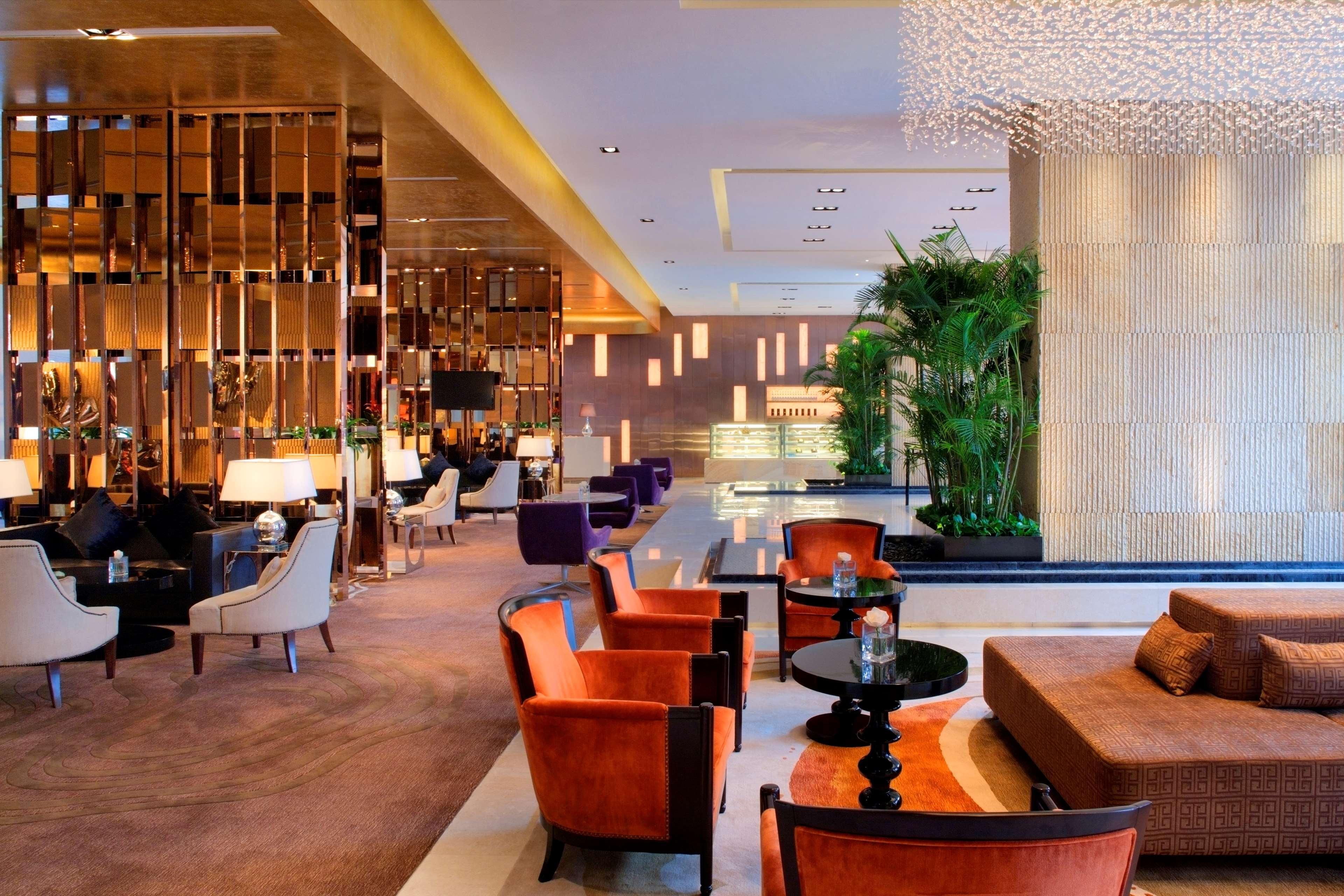 Radisson Blu Plaza Chongqing - Free 2 Bottle Of Local Beer Per Room During Stay ภายใน รูปภาพ