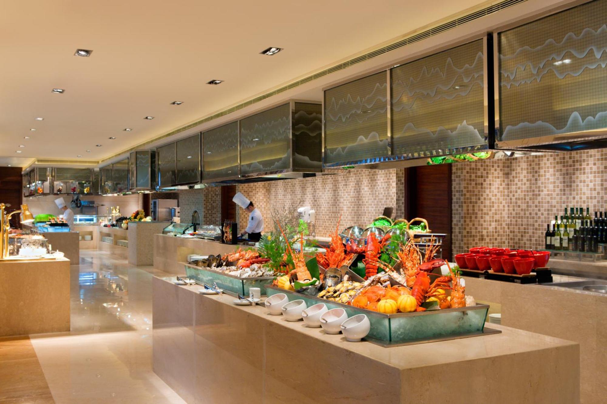 Radisson Blu Plaza Chongqing - Free 2 Bottle Of Local Beer Per Room During Stay ภายนอก รูปภาพ