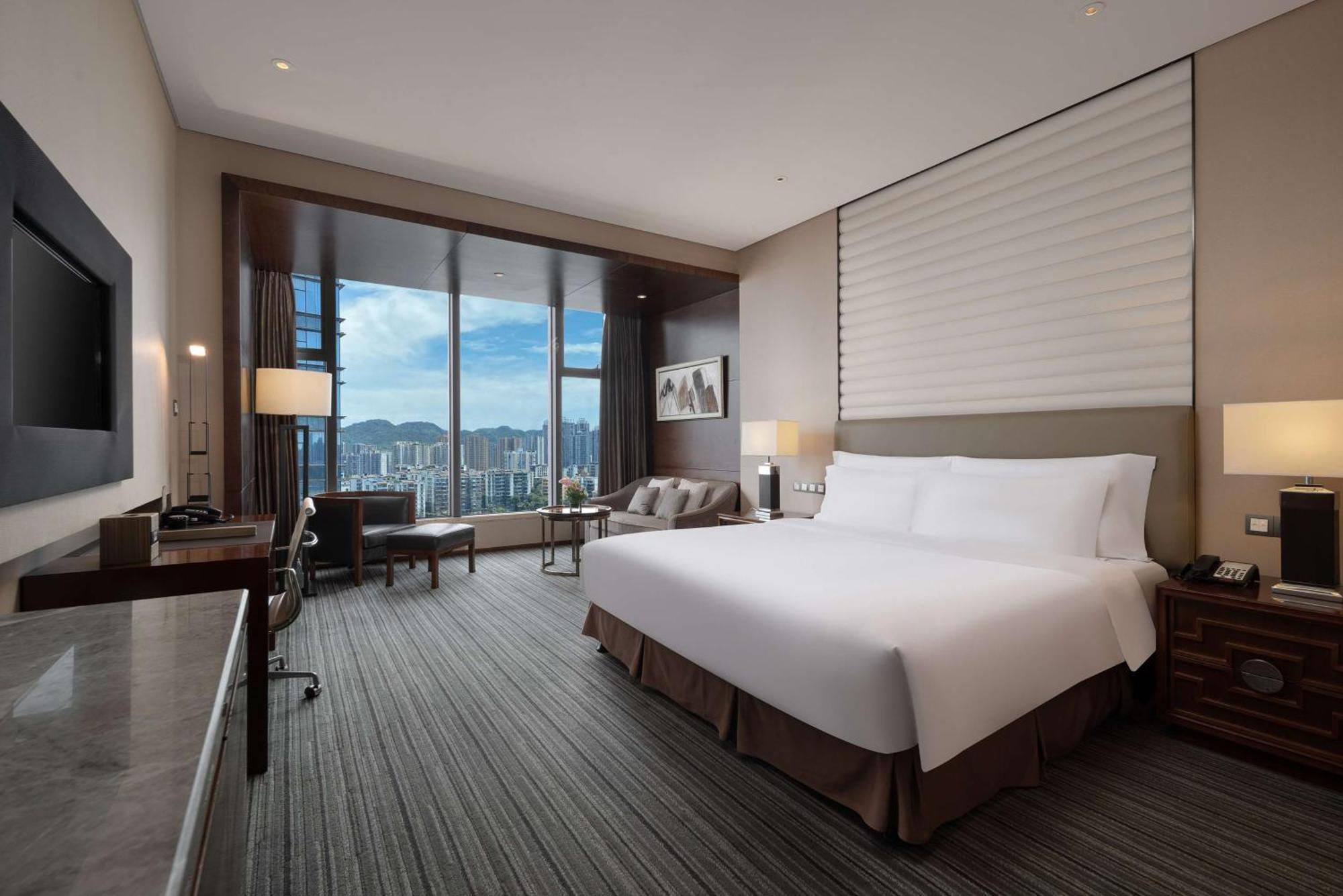 Radisson Blu Plaza Chongqing - Free 2 Bottle Of Local Beer Per Room During Stay ภายนอก รูปภาพ
